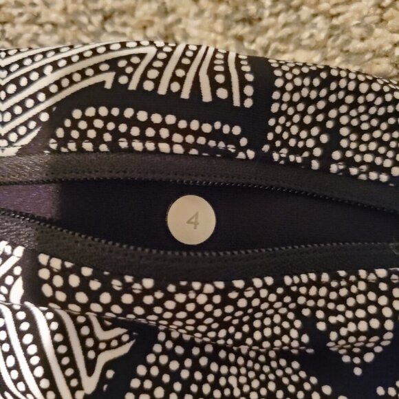 Lululemon Tight Stuff Crop Dottie Tribe Black White 4 - Picture 5 of 5